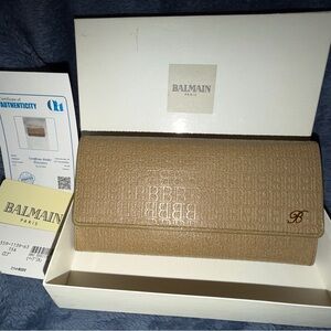 Balmain Paris Tan Embossed Leather Kisslock Clutch